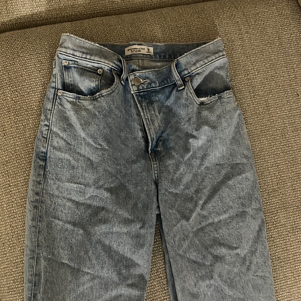 Wide leg abercrombie jeans